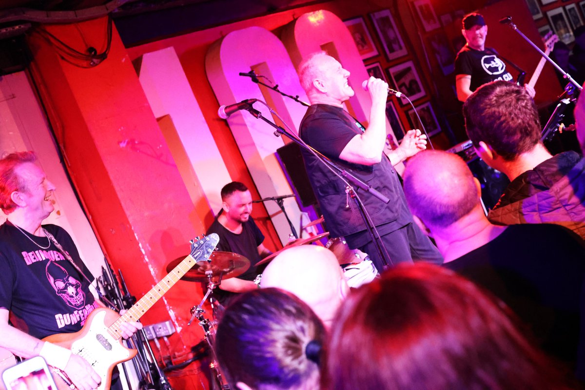 WRINKLYCLUB's tweet photo. https://t.co/I08pgnJpWY @the_skids @100clubLondon #VIDEOOFTHEDAY #PHOTOS @leslinyard #DEADWOLFF @AsherMedia @nevarismusic @ShamelessPR_ @leadfingerrocks @judith_fisher #ALASE @InverseRecords #VOODOODRUMMER #DAREWOLF #TRACKSOFTHEDAY @RichardDunning @bigwolfband #PODCASTOFTHEDAY RT https://t.co/D5IEw4ugip
