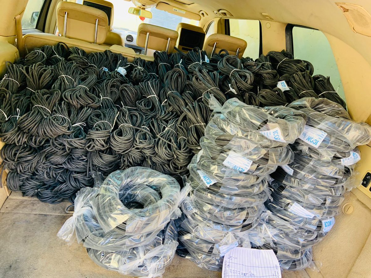 anatomistobaa's tweet image. I produce,sell Quality,standard Aluminium Rubber Flex(1132,01,02,03, and Glazing Rubber). To order call 08034513070, 08156589608.