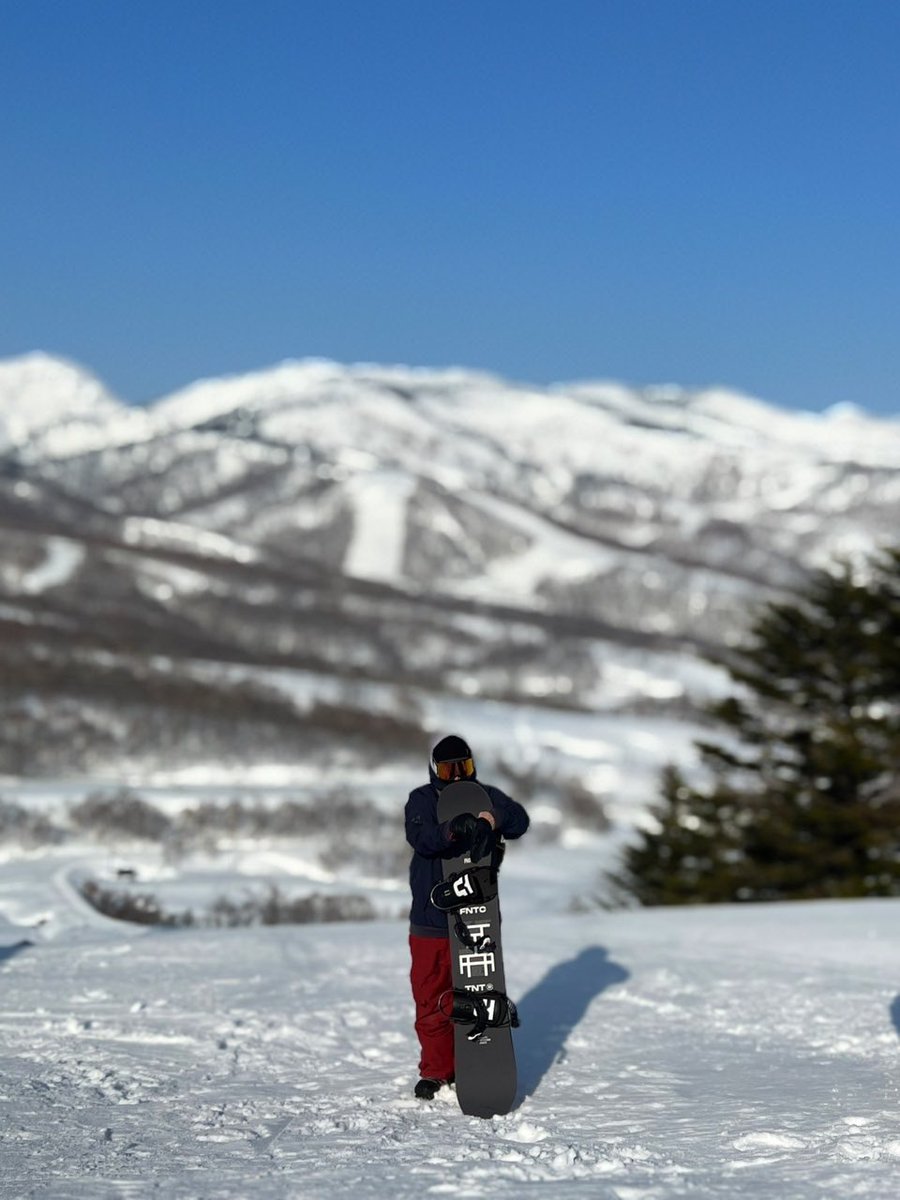 dayosan_t's tweet photo. 性別：おす
年齢：30
滑走歴：レジャーで14年
拠点：23区内
愛用ギア：Union Salomon Burton FNTC
好き：ラントリ
　　　ビール
　　　雪
　　　焚き火
　　　おふざけ
今年の目標：老けず楽しむ
一言：スノボ投稿できてないけど命です
#雪山好きとして軽く自己紹介
#雪山好きと繋がりたい https://t.co/PFNMDOpHaB