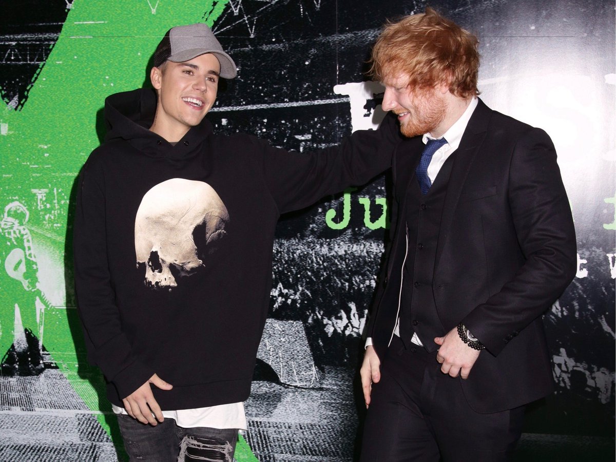 ibeliebersmx's tweet image. 🚨| "Luego hay un dúo de baladas más ligero entre Sheeran y Bieber, en el que Sheeran trabajó con el superproductor Andrew Watt, programado para el próximo álbum de Bieber."— Rolling Stone