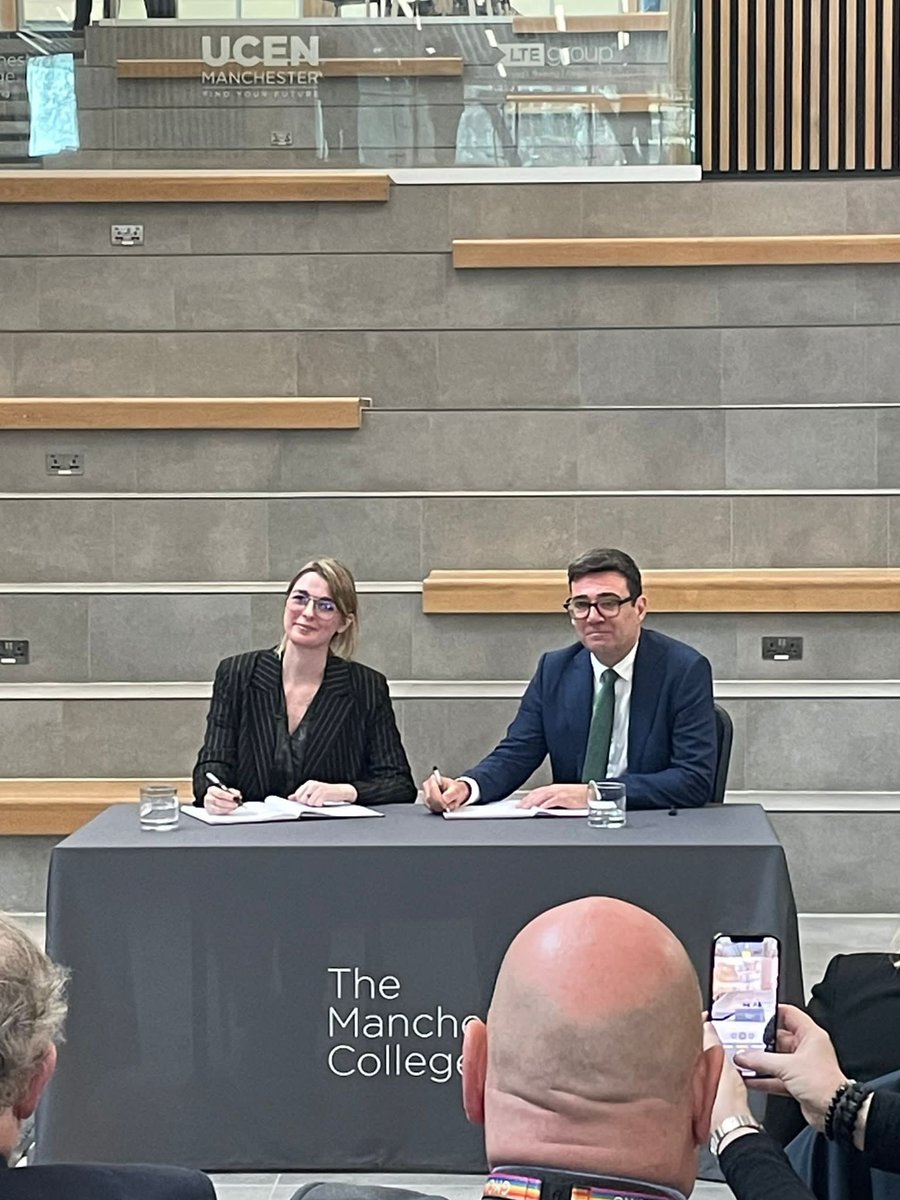 Big day for Greater Manchester. We have signed a new devolution deal with the UK Government - and the most significant yet. By putting place before party, we’re making politics work better for people.👍🏻