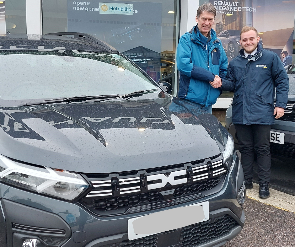 DaciaRetail's tweet photo. Congratulation to Mr Harris, who collected his New Dacia Jogger in Slate Grey from our sales executive Thomas Green at Dacia Orpington.
We wish you many happy miles and thank you for your business. 

#dacia #daciajogger #daciaorpington #newcarday #happyhandover https://t.co/w3PWo3oNCy