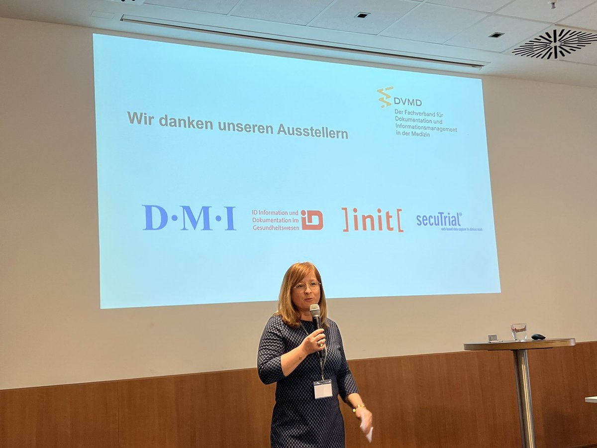 MichaelReiterPR's tweet photo. Frühjahrssymposium #DVMD: Medizinische #Register im Fokus. Bei unterschiedlichen Rahmenbedingungen sind die Ziele ähnlich ➡️ datenbasiert #Fortschritt in der Forschung ermöglichen und Outcomes in der Praxis verbessern. Herausforderung: #Vernetzung, auch unter den Indikationen. https://t.co/9ZnS3ITsls