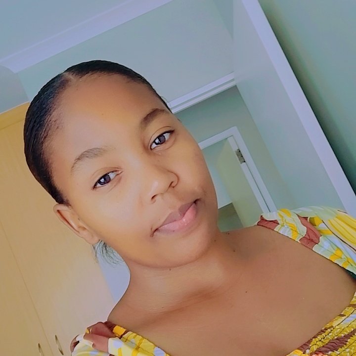 ThabileSMhlungu's tweet photo. No glasses 🤓 https://t.co/Fh9xHLFaCM