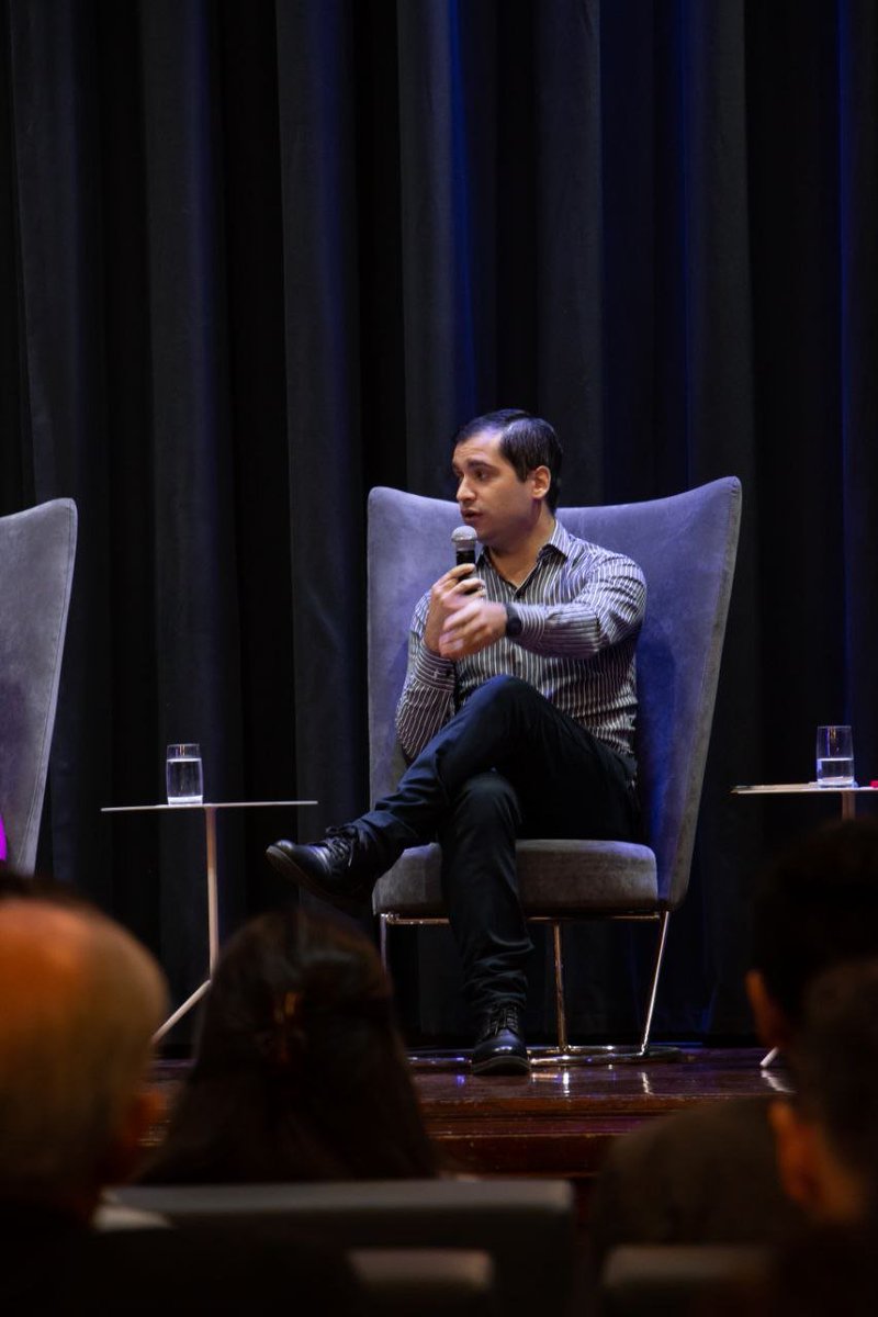 Presentación #INDAP 
<a href="/jnrebottaro/">Javier ⭐⭐⭐</a>: "Poder contar con recursos humanos capacitados y una infraestructura de datos adecuada es complejo. Muchos de los sistemas no fueron pensados para poder abrir datos y es necesario poder preservar la integridad de la información y la privacidad"