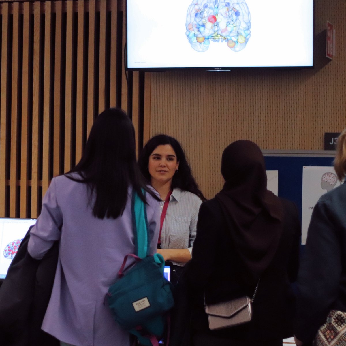 Anna Canal-Garcia (@annacanalgarcia) on Twitter photo Some pictures of our <a href="/braph2software/">BRAPH 2</a> station at the #brainawarenessweek2023 event: En resa genom hjärnan 🧠
Organized by @stratneuro and a team of volunteers from <a href="/karolinskainst/">Karolinska Institutet</a>, which I had the pleasure of being a part of Some pictures of our <a href="/braph2software/">BRAPH 2</a> station at the #brainawarenessweek2023 event: En resa genom hjärnan 🧠
Organized by @stratneuro and a team of volunteers from <a href="/karolinskainst/">Karolinska Institutet</a>, which I had the pleasure of being a part of