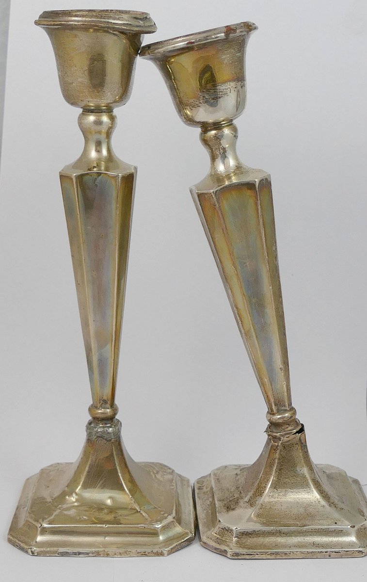 PippaDeeley's tweet photo. Kissing Candlesticks!!! 💋  Not the best lot in our sale I'm pleased to say 😁but the romantic in me thinks it's quite sweet!  (Cue eye rolling from all silver dealers!🤣)  Or maybe I just need to get out more!!!
https://t.co/iJbXv9ZWNu https://t.co/vZefe3WT77
