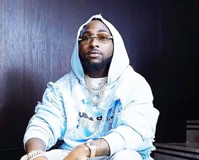 yabaleftonline's tweet photo. Davido is back! https://t.co/ZxWTqD4N1B