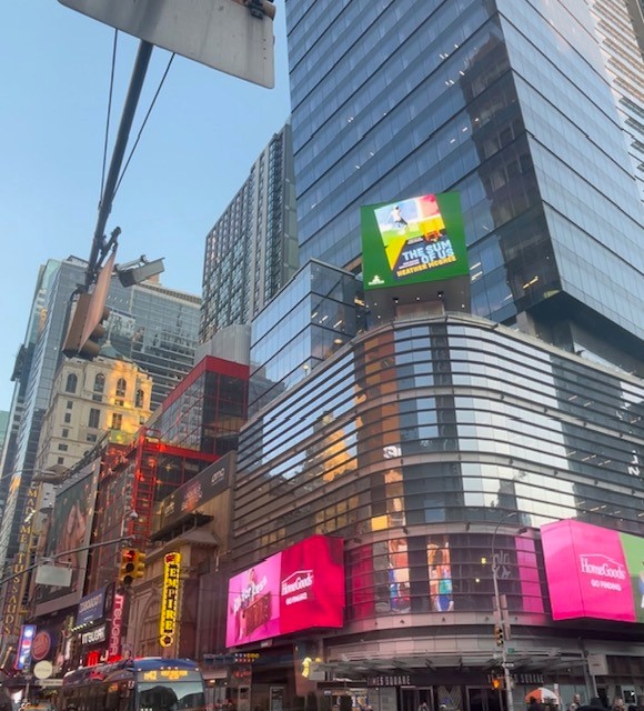 Heather McGhee @hmcghee and her book, @thesumofusbook (adapted for young readers), are shining bright in Times Square! 

Join @MicrosoftFlip for a special talk with @hmcghee today at 3PM ET! 
 
REGISTER HERE: bit.ly/3l8dYDw