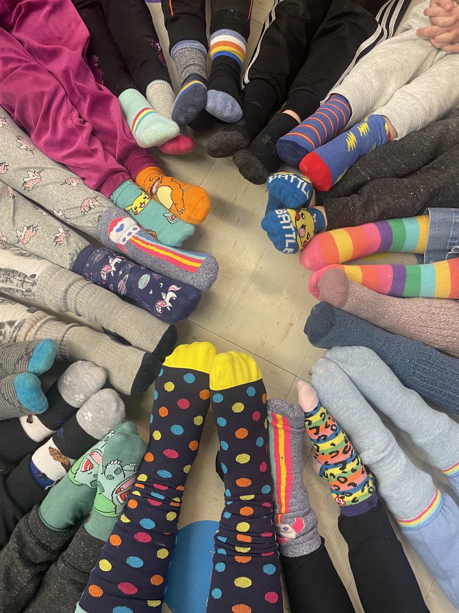 KA is Rockin their socks!  ⁦<a href="/HolyCrossElem/">Holy Cross Elementary</a>⁩ #worlddownsyndromeday
