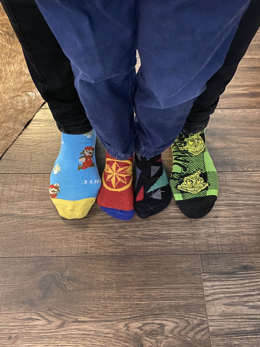 #rockingoursocks today for #worlddownsyndromeday <a href="/SJBGuelph/">St. John Bosco</a> <a href="/WellingtonCath/">Wellington Catholic DSB</a> <a href="/sjfgator/">St Joseph, Fergus</a> <a href="/SueNorrish/">SueNorrish@St.Joe's</a>