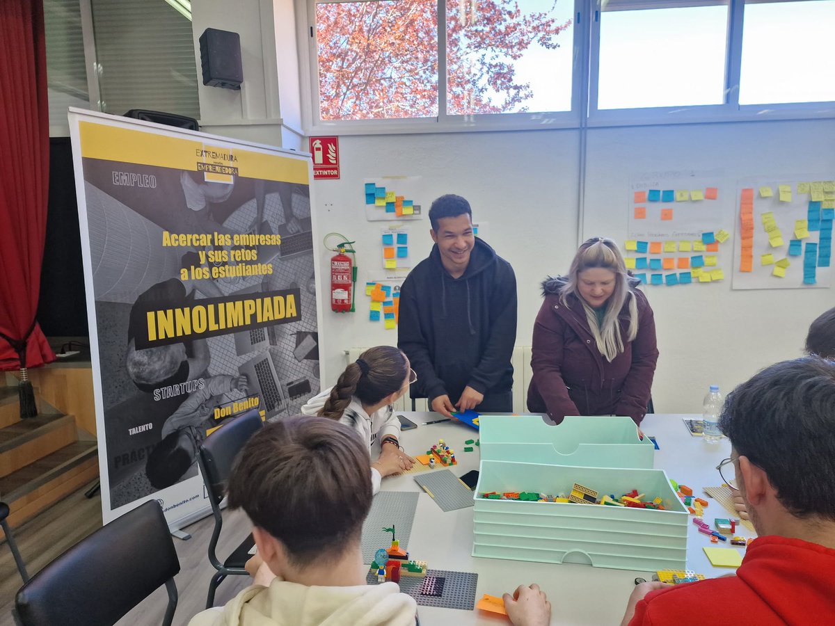 empresasDB's tweet photo. ✅ Segunda jornada  Innolimpiada 2023 | Hoy  los estudiantes trabajarán en equipos multidisciplinares con la ayuda de expertos en innovación y prototipando con metodologías como Lego Serious Play.
📅 20, 21 y 22 de Marzo

👉 Lee la noticia completa
ℹ️ https://t.co/duR1Ta4ejd https://t.co/osmHG0H9mW
