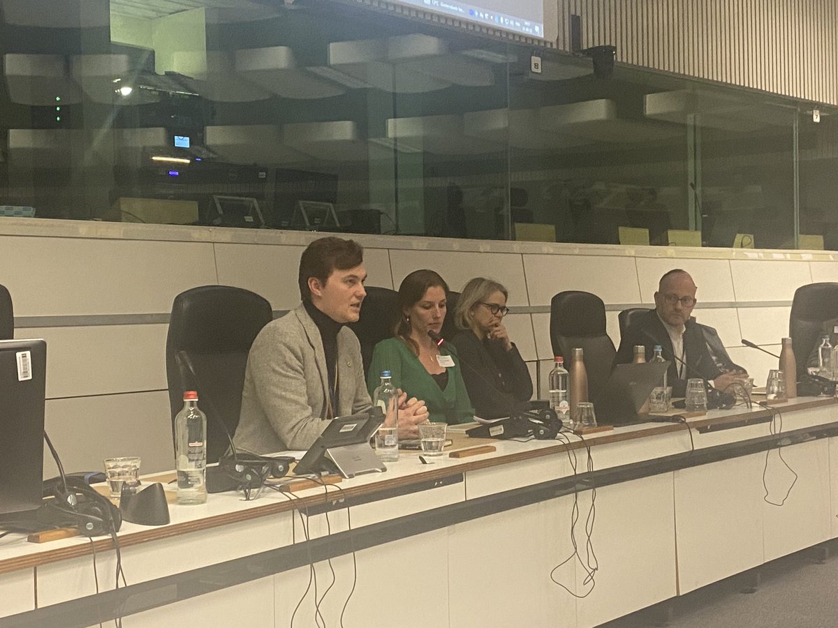 zerowasteeurope's tweet image. For @galleerie MEP, there are 3 key legislation files where #MixedWasteSorting can be implemented and make a difference: the Industrial Emissions Directive (#IED), the Waste Framework Directive (#WFD), and the Packaging &amp;amp; Packaging Waste Regulation (#PPWR) 👌🏻