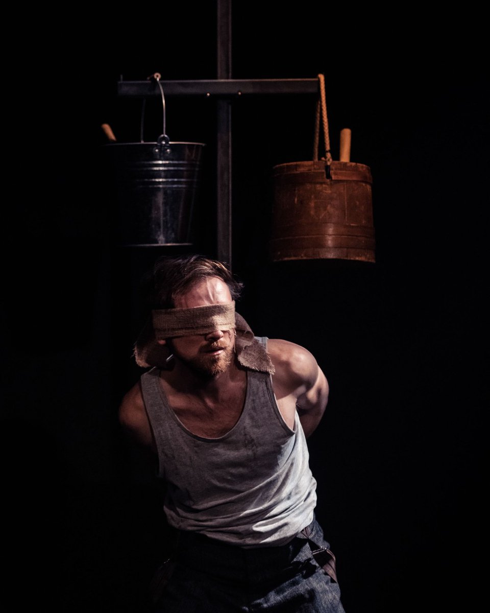 theatre503's tweet image. Tonight’s the night… #503StrayDogs 🐺 officially opens!  GOOD LUCK to this talented cast 🎉 

Playing until 1st April 
🎟️ theatre503.com/whats-on/stray…
📸 Dan Tsantilis