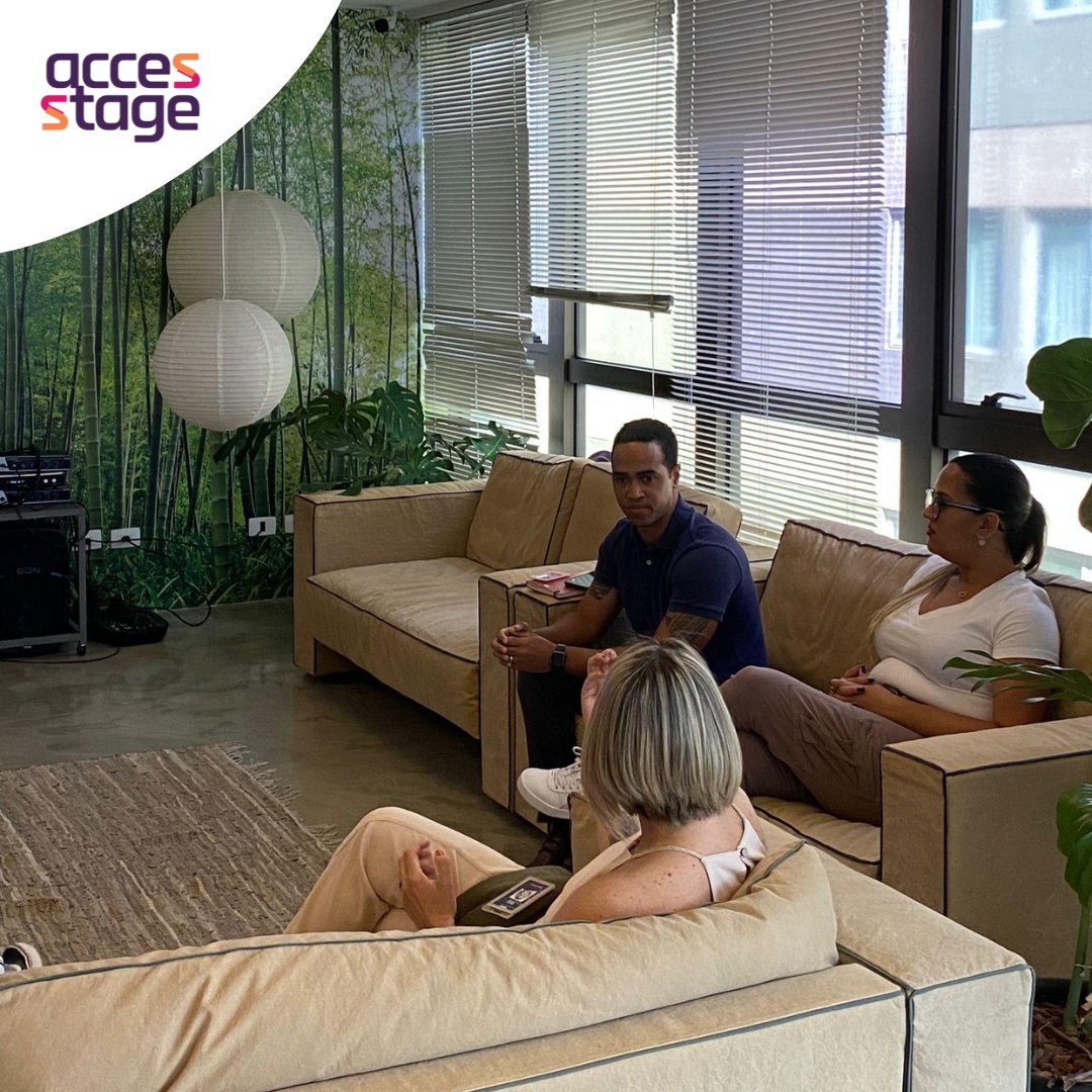 accesstagebr's tweet photo. Dia 16/03 tivemos o primeiro encontro híbrido do Comitê de Diversidade. Uma manhã cheia de trocas, expectativas e um objetivo em comum: tornar nosso espaço mais diverso e inclusivo! 

#accecsstage #diversidade #inclusao #inclusaosocial https://t.co/76y9KzFDx3