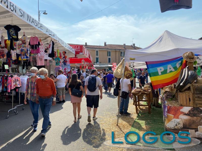 Cuggiono / Eventi - Così come la primavera è il momento in cui la natura torna a sbocciare, la Fiera è il momento classico in cui il paese si veste a festa tra stand ed iniziative: a Cuggiono sarà domenica 26 marzo. #fieradiprimavera #cuggiono logosnews.it/node/87595