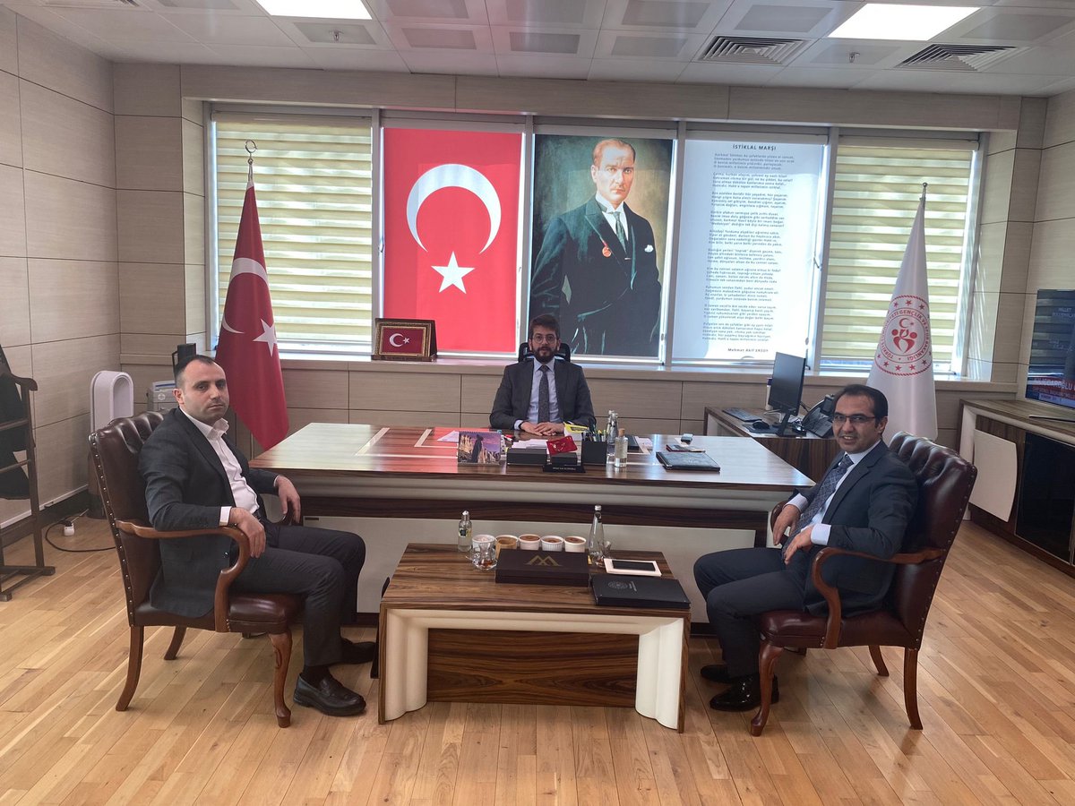 2⃣ Görevde Yükselme Sınavı'nın açılması, tayin taleplerinin olumlu sonuçlandırılması, nöbet ücretleri, deprem bölgesine ek tazminat ödenmesi, giyim yardımı, sözleşmelilerin kadroya geçerken oluşan unvan ve maaş kayıplarının çözülmesi ile diğer taleplerimizi ısrarla yineledik.