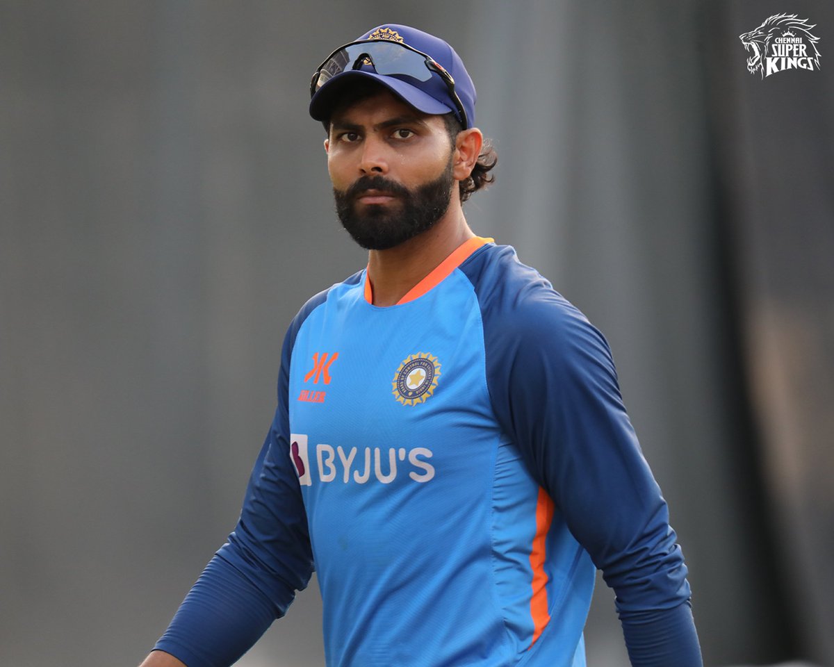 ChennaiIPL's tweet photo. Son of this soil walks in tomorrow! 🦁 @imjadeja

#Whistle4Blue 🇮🇳 https://t.co/eZjvmbO7WR