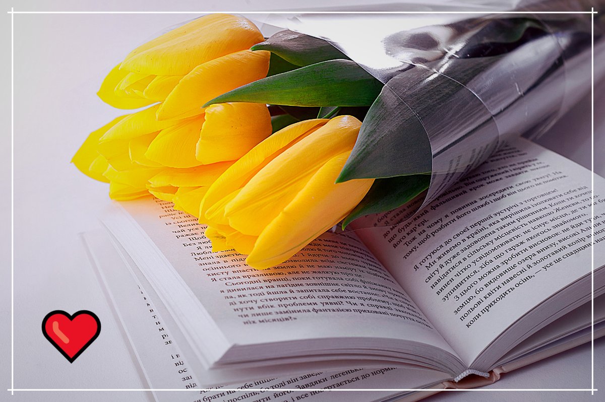Este 21 de marzo celebremos el #DíaMundialDeLaPoesía, el mejor día para apreciar nuestras raíces culturales y conectar con ideas poéticas. 

#Cultura #Idioma #Arte #Poesia #diamundialdelapoesia #diadelapoesia #poesia #librosdepoesia #imprenta