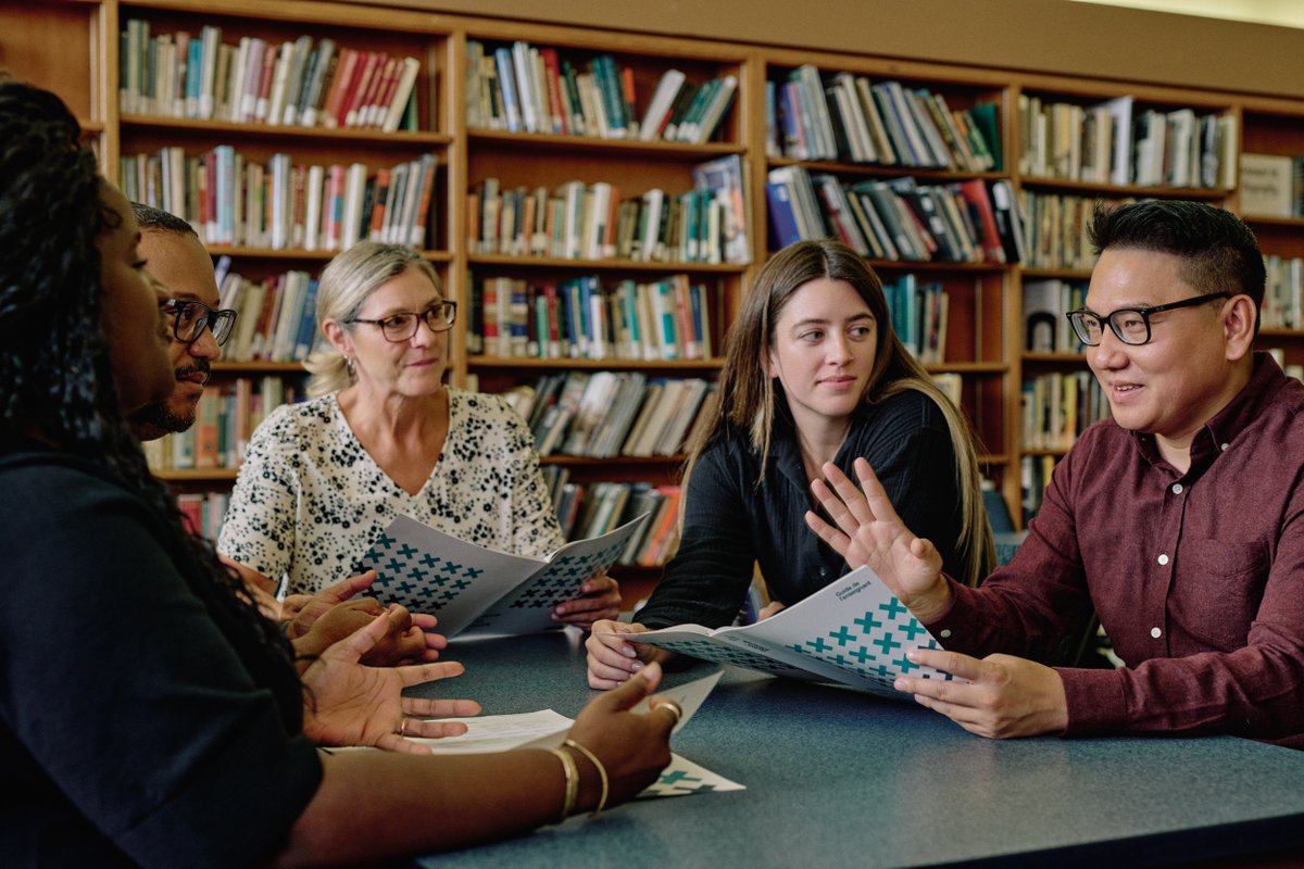 democracyCA's tweet photo. Book a virtual or in-person session with one of our educators!
Available in-person locations:
-New Brunswick
-Northwestern Ontario
-Ottawa
-Toronto
Click below to register for an online professional development workshop: https://t.co/heRew7Tnmc
#EdCan #CivicEducation https://t.co/Sf1WKNZUiA
