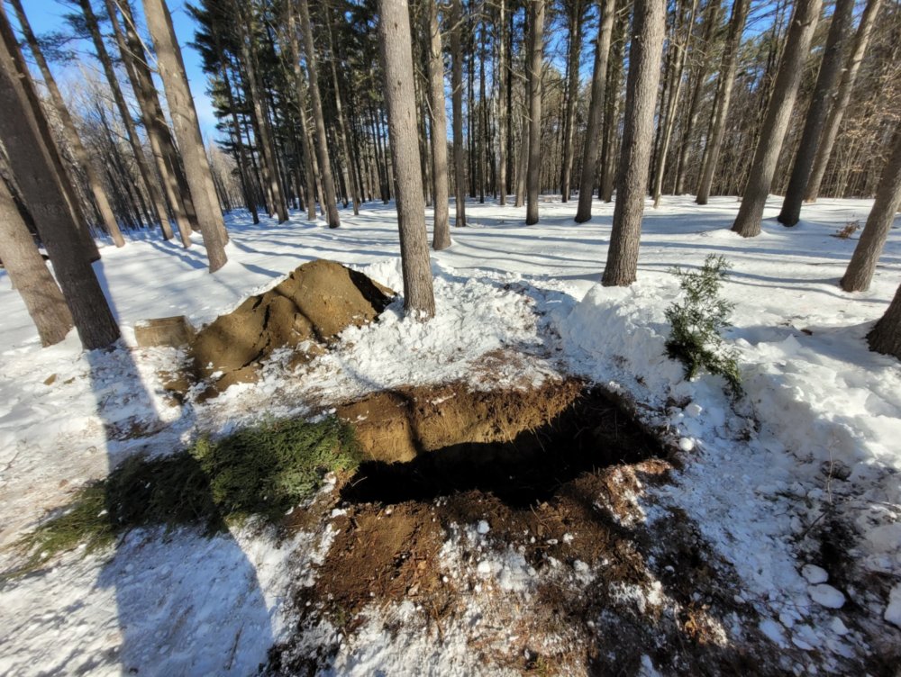 CemSites's tweet photo. As green burials continue to become more popular, so do #conservation cemeteries. Check out this story about Baldwin Hill Conservation Cemetery in Fayette, Maine. https://t.co/EzHmSYNFoV https://t.co/rPdYCSwznj