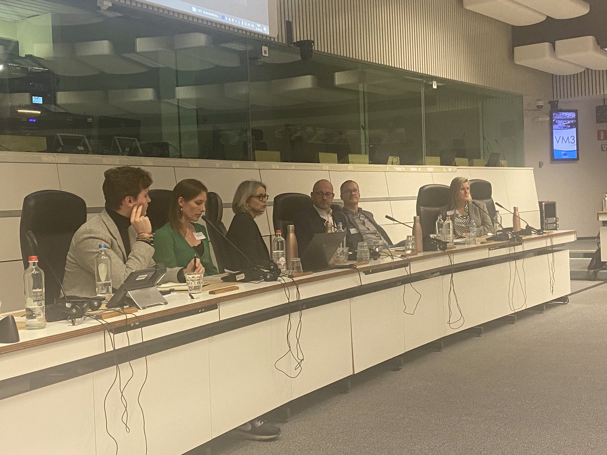 zerowasteeurope's tweet image. Improving the recyclability of packaging will improve the capture rate, which is essential for the success of the EU legislation on this matter, -  @EU_ENV’s Silvija Aile at the #ZWE-Reloop #MixedWasteSorting event.