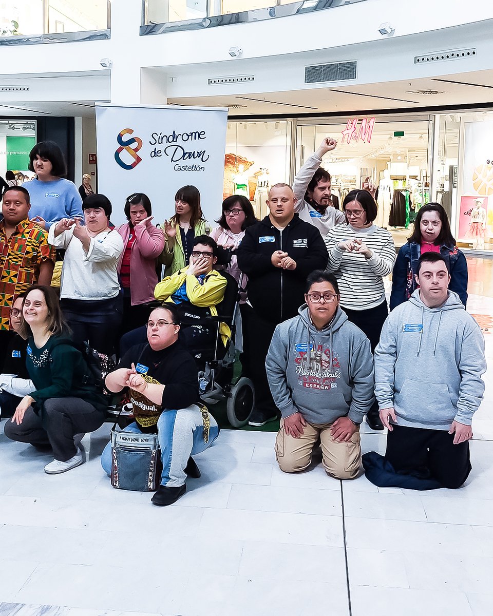 Por el día Mundial del Síndrome de Down, llevemos todos calcetines desparejados🧦 para apoyar y concienciar sobre este colectivo.
Si quieres tus propios calcetines desparejados de Salera tan solo tienes que validar el cupón de la app en el Punto de Información 🤗. <a href="/DownCastellon/">SíndromedeDownCastellón</a>