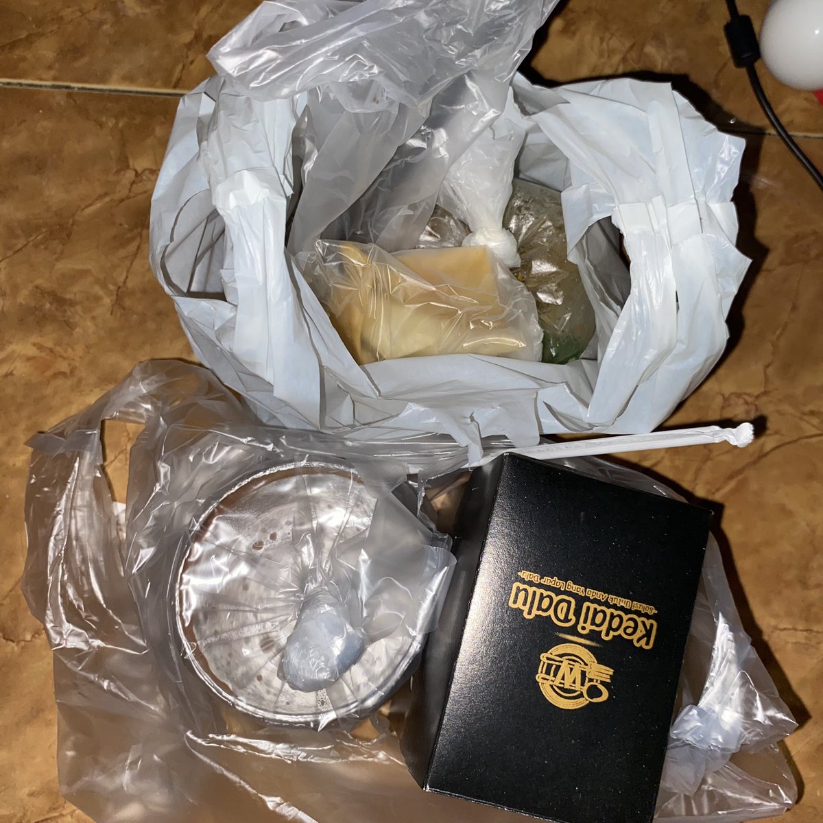 hushpuppies tweet media