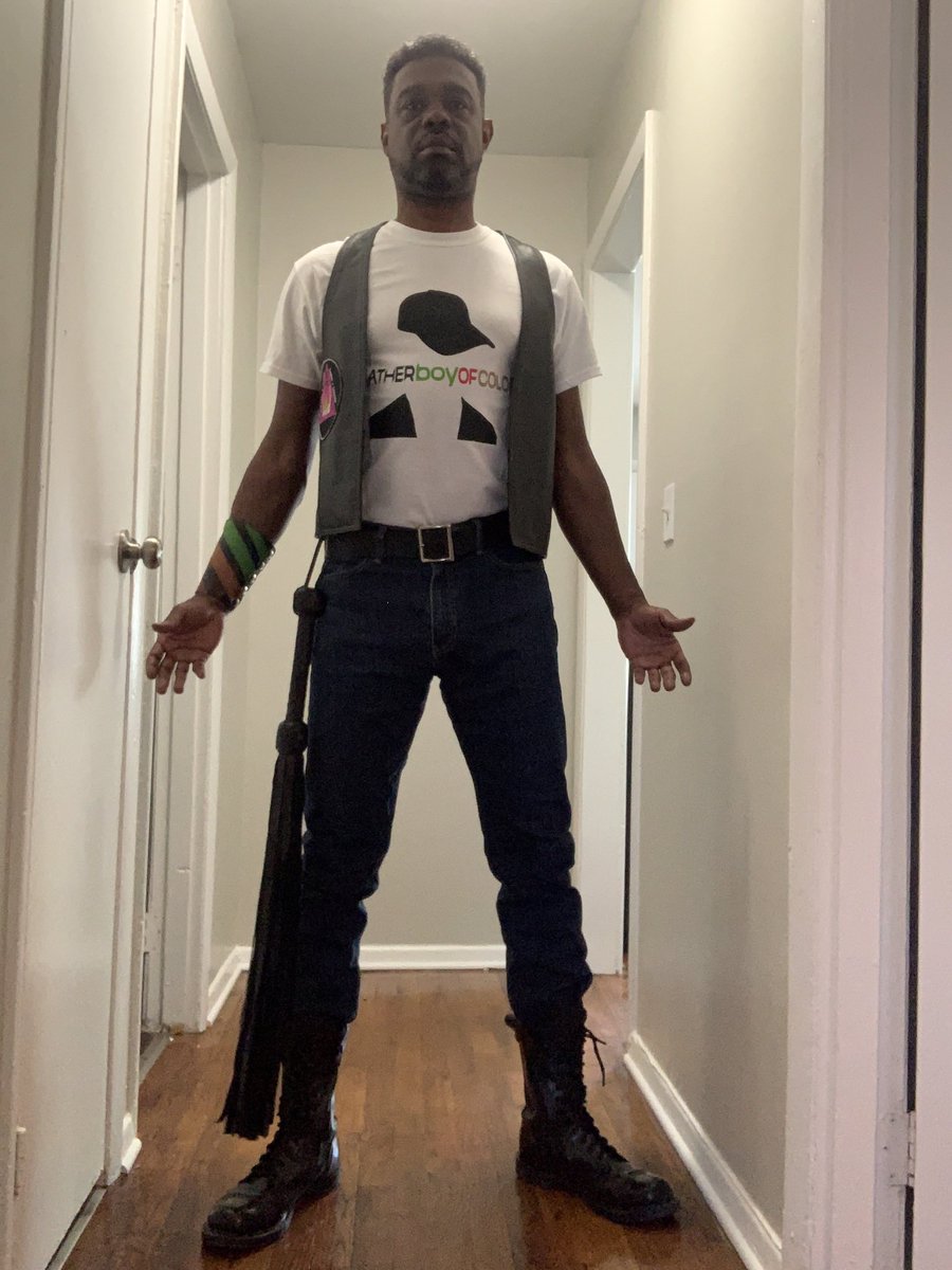 LbOC_group's tweet photo. Theboy Oba Ra, a founding member of Leather boys Of Color, a member and Sargent At Arms for The Illuminati House Of Ra, has been in the leather community since 2014. boy’s D-type and HOH is his Master Daddy Eli Ra. https://t.co/nVOWTv2M1m