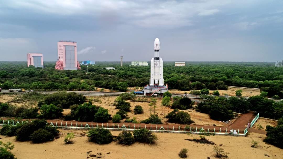 chaurenb's tweet image. LVM3-M3/OneWeb India-2 mission:

The launch is scheduled for March 26, 2023, at 0900 hours IST from the second launch pad at SDSC-SHAR, Sriharikota.
#ISROMissions
#isronews
#isrorocketlaunch
#ISRO
#isroindia