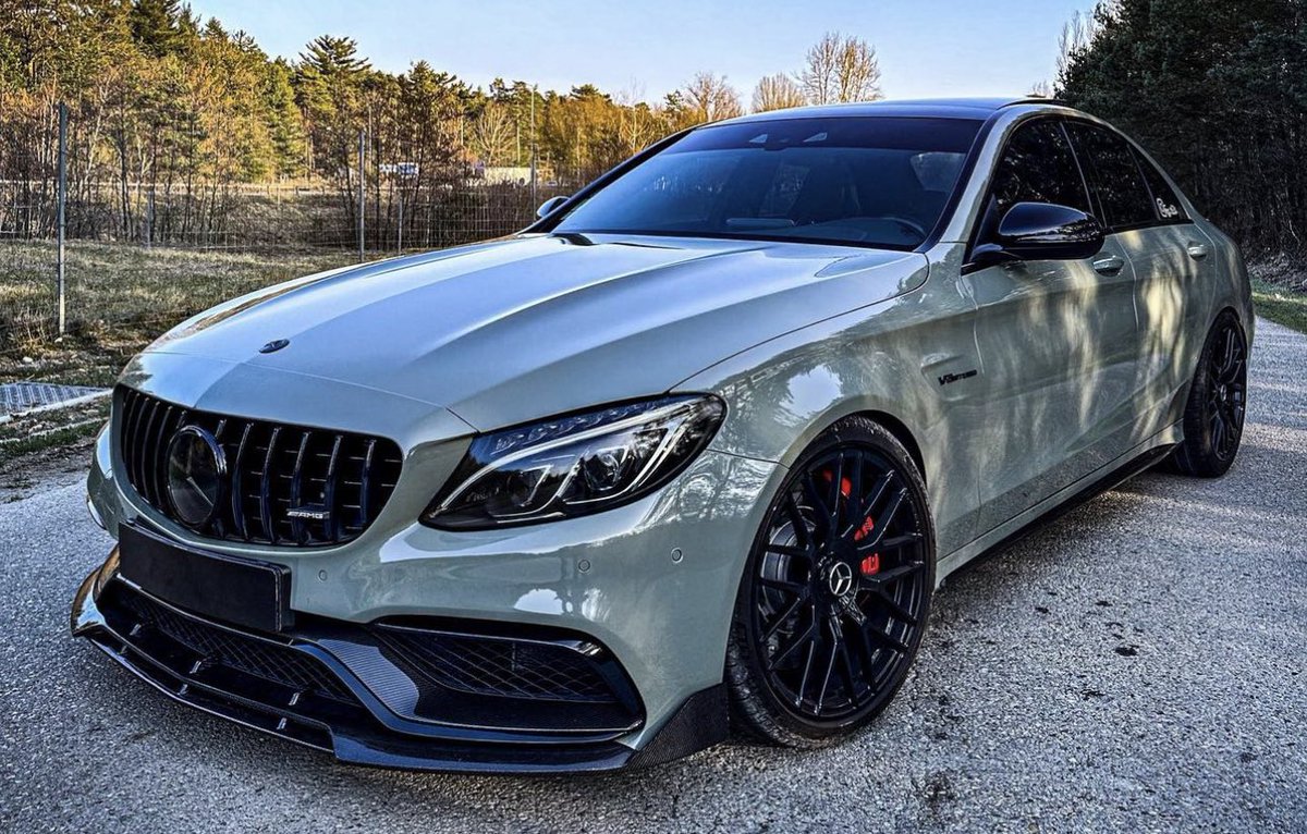 carpxrnpicx's tweet photo. C63s AMG https://t.co/RDPy4eNpDs