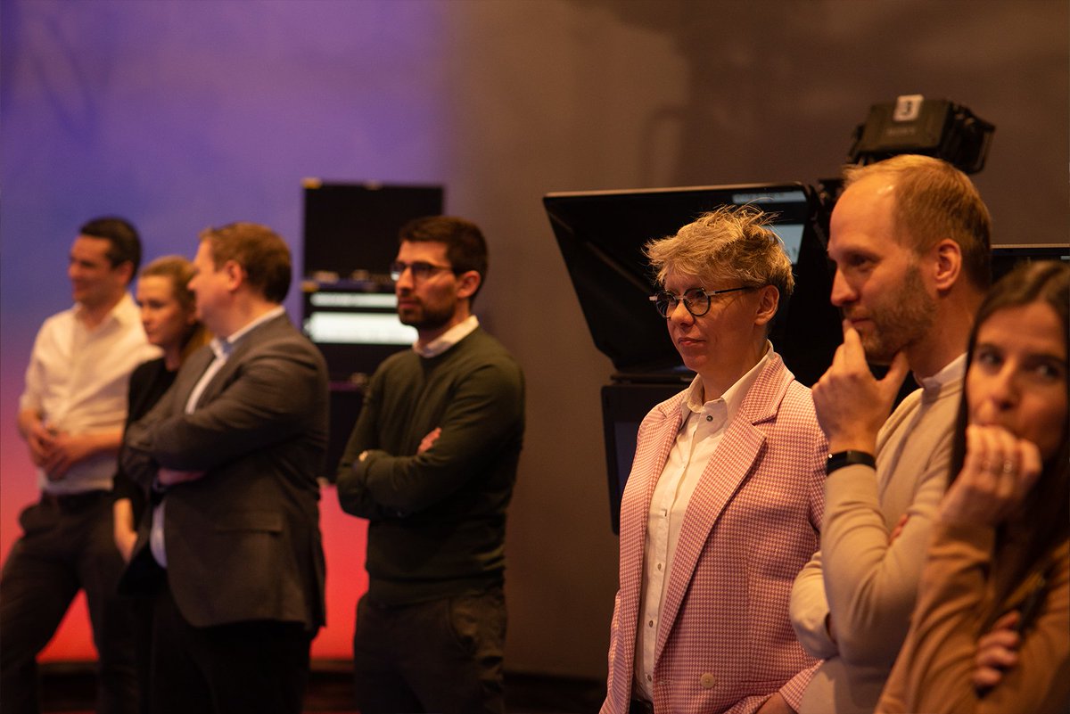 EuropeanLeagues's tweet photo. #ELEVATE Executive Programme: Thatโs a โwrapโ for Bratislava ๐ธ๐ฐ๐ฌ
Three productive and insightful days to dive into the overarching theme of media with a focus on production, content/documentary creation and rights strategies (@FortunaLigaSK)
๐๏ธโก๏ธhttps://t.co/YGOZSUIAx9 https://t.co/Q8yK1I0ZCZ