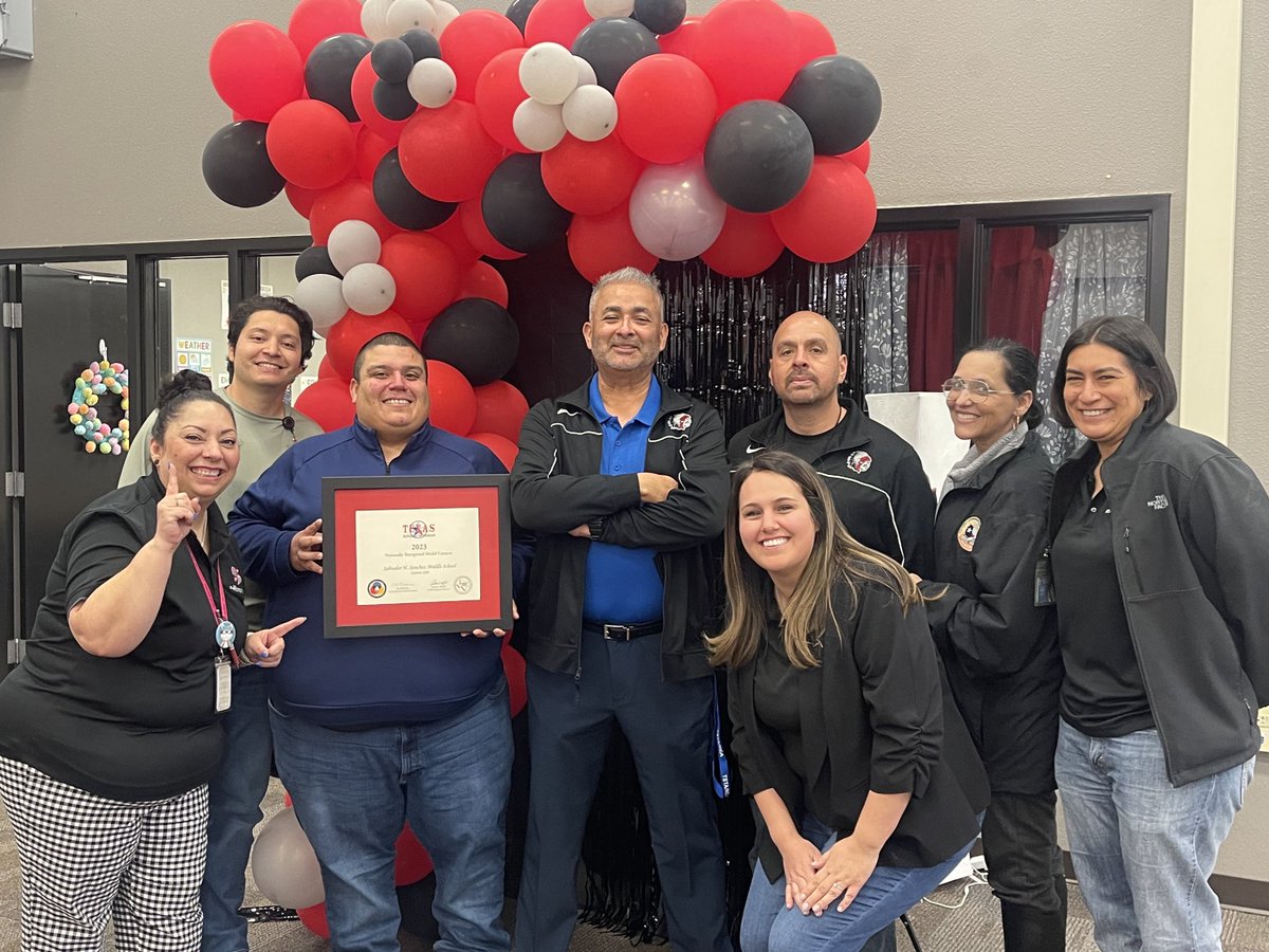 Ana Carroll (@acarroll_ssms) on Twitter photo We want to celebrate the “Texas Schools to Watch” award <a href="/SSanchez_MS/">Lourdes Coria</a> was given in Austin! Congratulations Warriors Learning Community.@JGOMEZ_SSMS <a href="/MTobias_SSMS/">Melanie Tobias</a> <a href="/Lloera_SSMS/">Luis Loera</a> #TeamSISD We want to celebrate the “Texas Schools to Watch” award <a href="/SSanchez_MS/">Lourdes Coria</a> was given in Austin! Congratulations Warriors Learning Community.@JGOMEZ_SSMS <a href="/MTobias_SSMS/">Melanie Tobias</a> <a href="/Lloera_SSMS/">Luis Loera</a> #TeamSISD