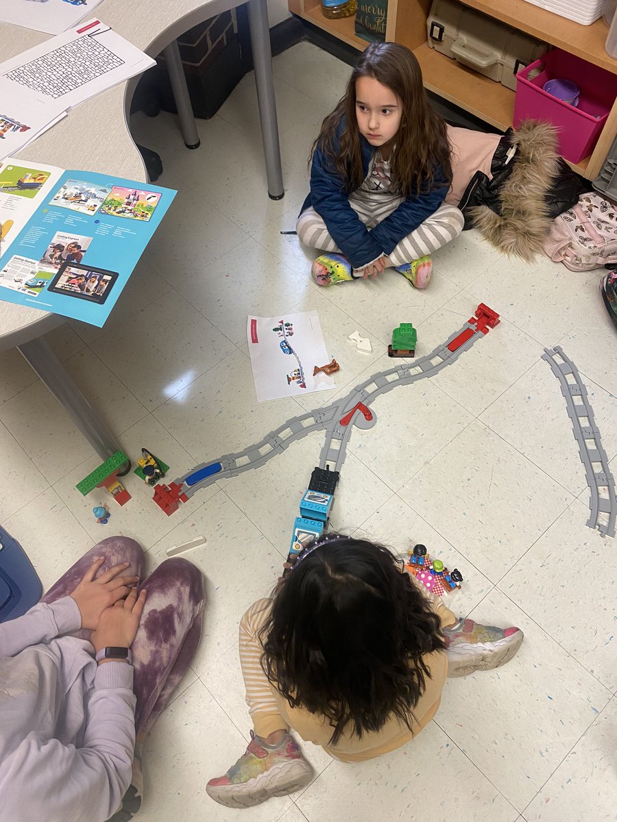 MissAnderson4th's tweet image. These @StoneSchool4 LEGO Club Primary students created a human train as a warm-up to learn all about the different color codes in @LEGO_Education #CodingExpress. Then, they put their practice to the test and coded their trains! #ASD4ALL