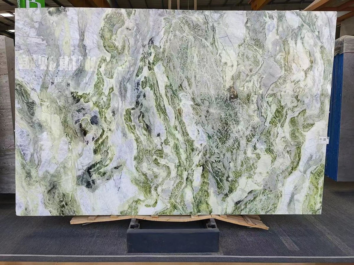 echoqiaoa's tweet photo. Green Marble Slab

#marble #slab #naturalstone #homedesign #kitchendecor #countertop #tabletop #homeimprovement https://t.co/ssw69upESr
