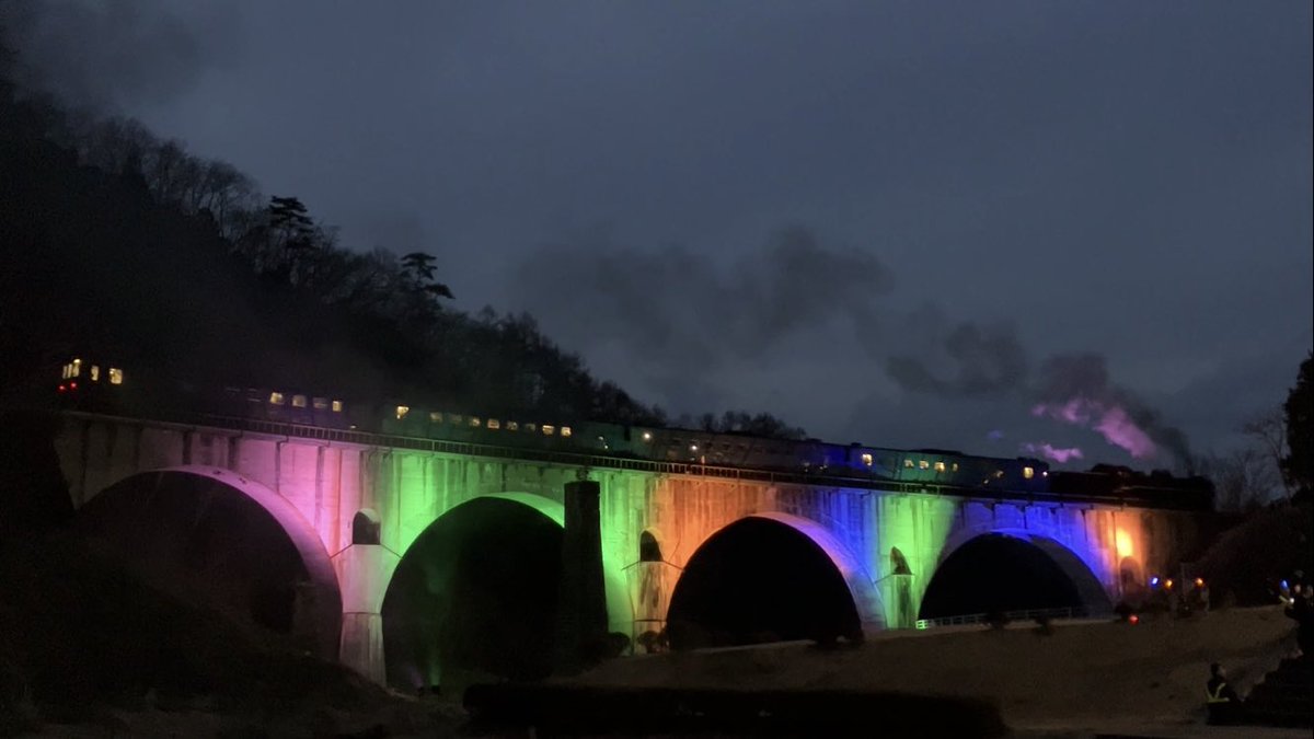 釜石線・宮守川橋梁(めがね橋)夜のライトアップ！ これこそ「銀河鉄道の夜」。宮沢賢治の世界をまた1つ、体感してきました。