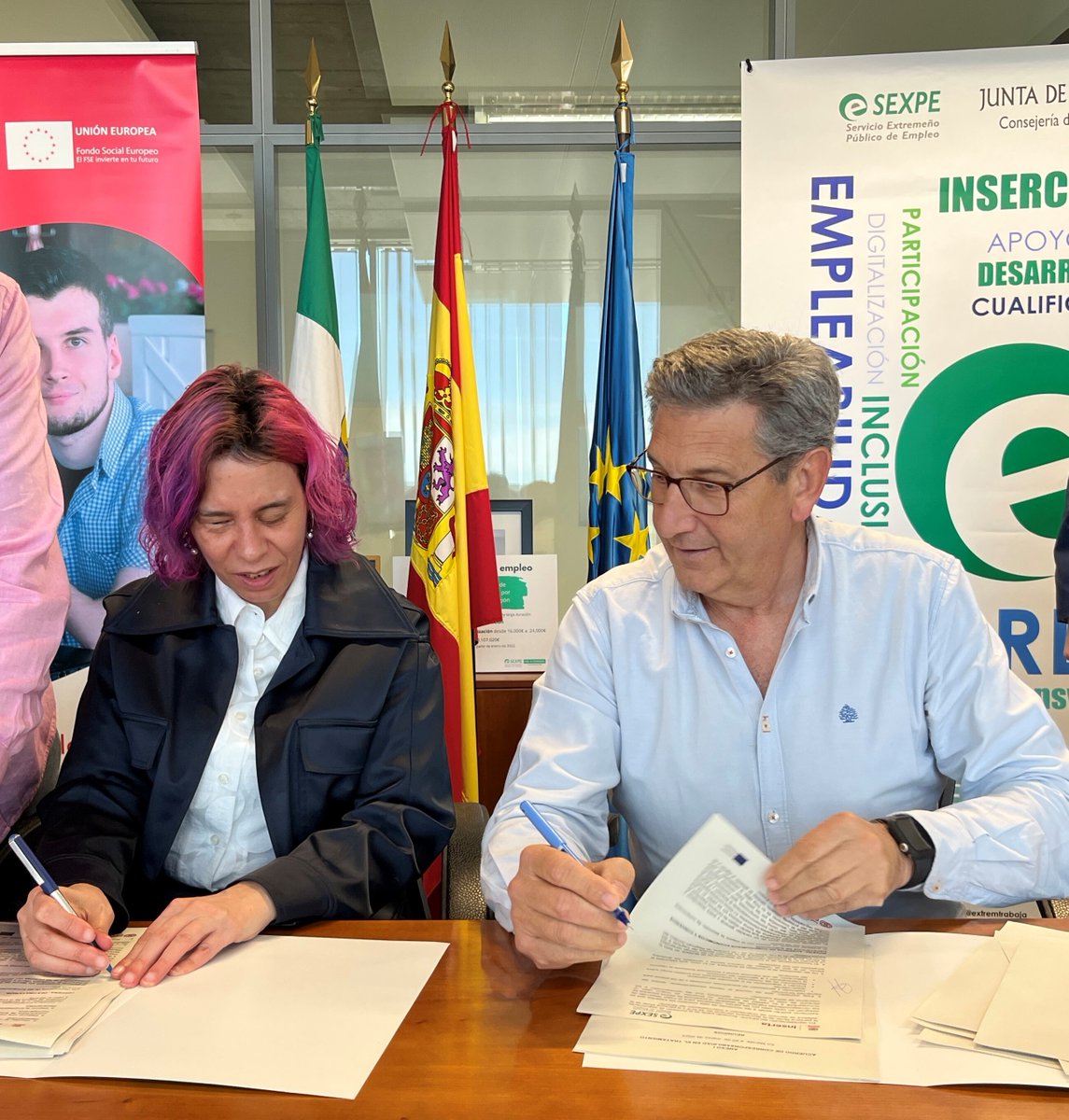 Inserta Empleo y el Servicio Extremeño Público de Empleo han firmado un convenio para fomentar el empleo de las personas con #discapacidad.

En 2022, Inserta en Extremadura consiguió 430 contratos para pers con discapacidad.

ow.ly/Z4v550NnHWP

@JuntaEx_Empleo <a href="/portalento_/">Por Talento</a>