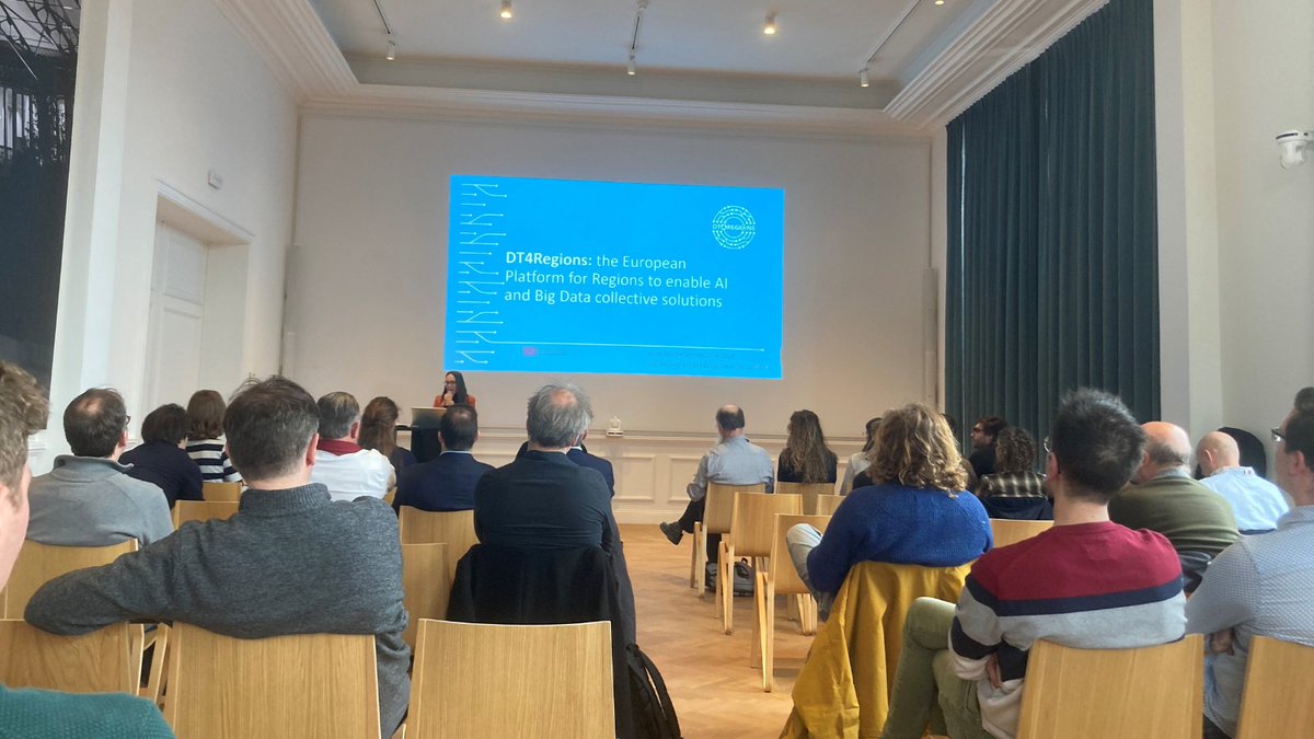 DT4REGIONS's tweet image. Yesterday, @digi_vlaanderen hosted a Local #DT4REGIONS event, showcasing the results of their #AI programme!🎉

3⃣ #DTSolutions were presented, demonstrating how #AI can assist public administrations🤖

Thanks to keynote speaker @RobHeyman for his insights on AI &amp;amp; ethics👏