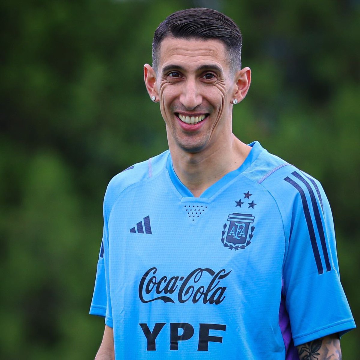 Footy_Insights's tweet photo. Mr. Finals 😂🇦🇷💪🏿 https://t.co/9ZEEsRwRcx