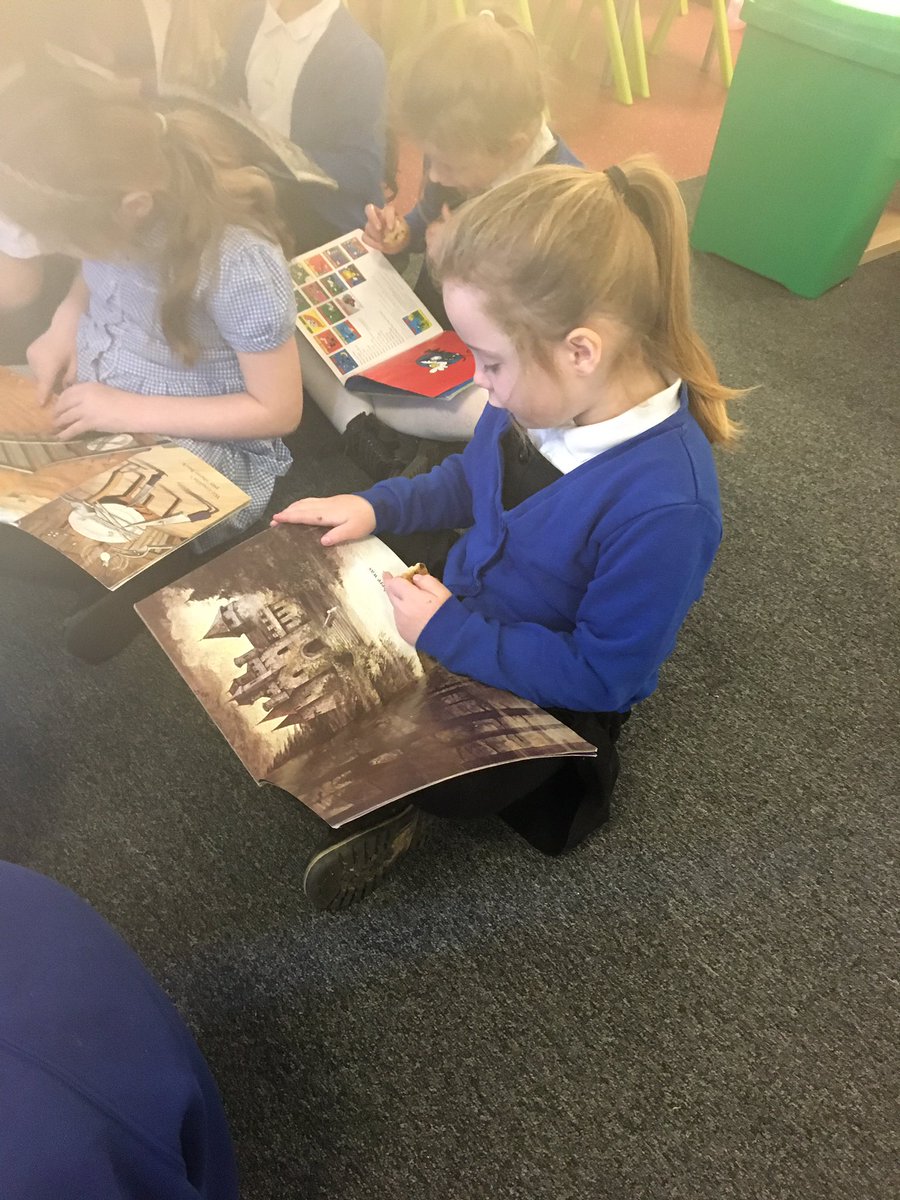 TPA_F2's tweet photo. This morning  @TPAYear1UG had a lovely reading session reading for pleasure and eating biscuits @DeltaTheParks #TPAReading https://t.co/klPWGUdFn4