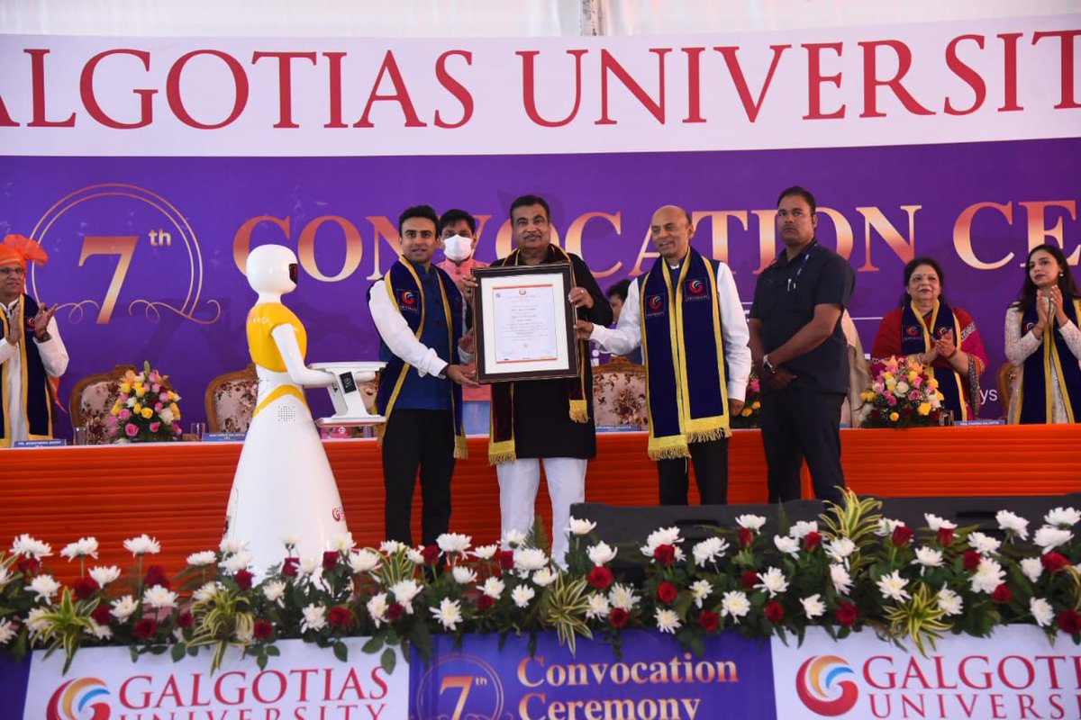 OfficeOfNG's tweet photo. Union Minister Shri @nitin_gadkari Ji has been conferred with the Honorary Degree of Doctor of Literature (D.Litt.) at the 7th Convocation Ceremony of Galgotias University, Noida. https://t.co/yDoGwCKk62