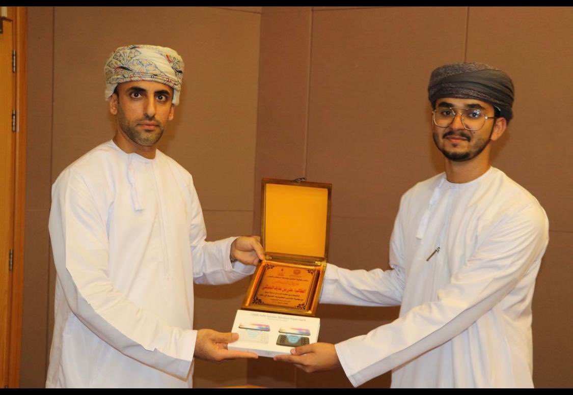 انّ من اهم الأهداف التي كنتُ اسعى لها ،بأن اشارك في مسابقة المحمكة الصورية ،وسعدتّ  اليوم بتكريمي من الكلية وذلك لمشاركتي فيها وتمثيل الكلية في الترافع في المحكمة الصورية ضد كلية القانون الكويتة⚖️