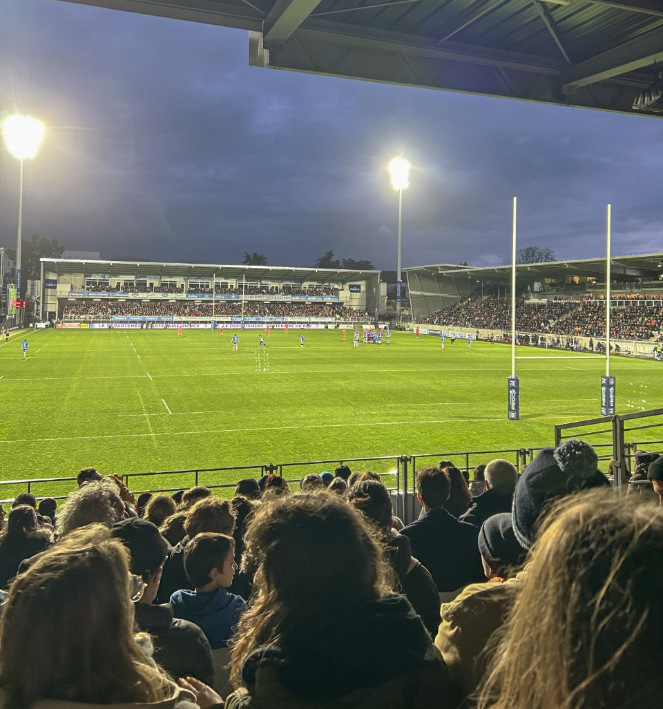 #JNAAD : A l'occasion de la 1ère journée des #aideàdomicile le 17/03, le Département 56 <a href="/morbihan_fr/">Département du Morbihan</a> &amp; le <a href="/RugbyClubVannes/">Rugby Club Vannes</a> ont invité des aides à domicile au match Vannes vs Oyonnax ! 🏈
Merci pour cette invitation, et bravo à tous les intervenants AMPER pour leur  engagement !