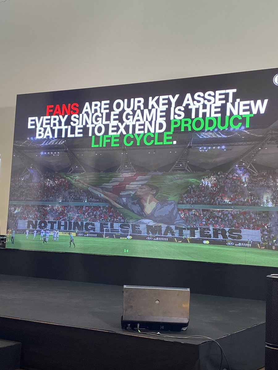 dimitrihuygen's tweet photo. 🚀 Inspirational @MarcinHerra on transformation of @LegiaWarsawEN : from strategy to implementation with concrete examples. #essmasummit https://t.co/3cCXB0zviV