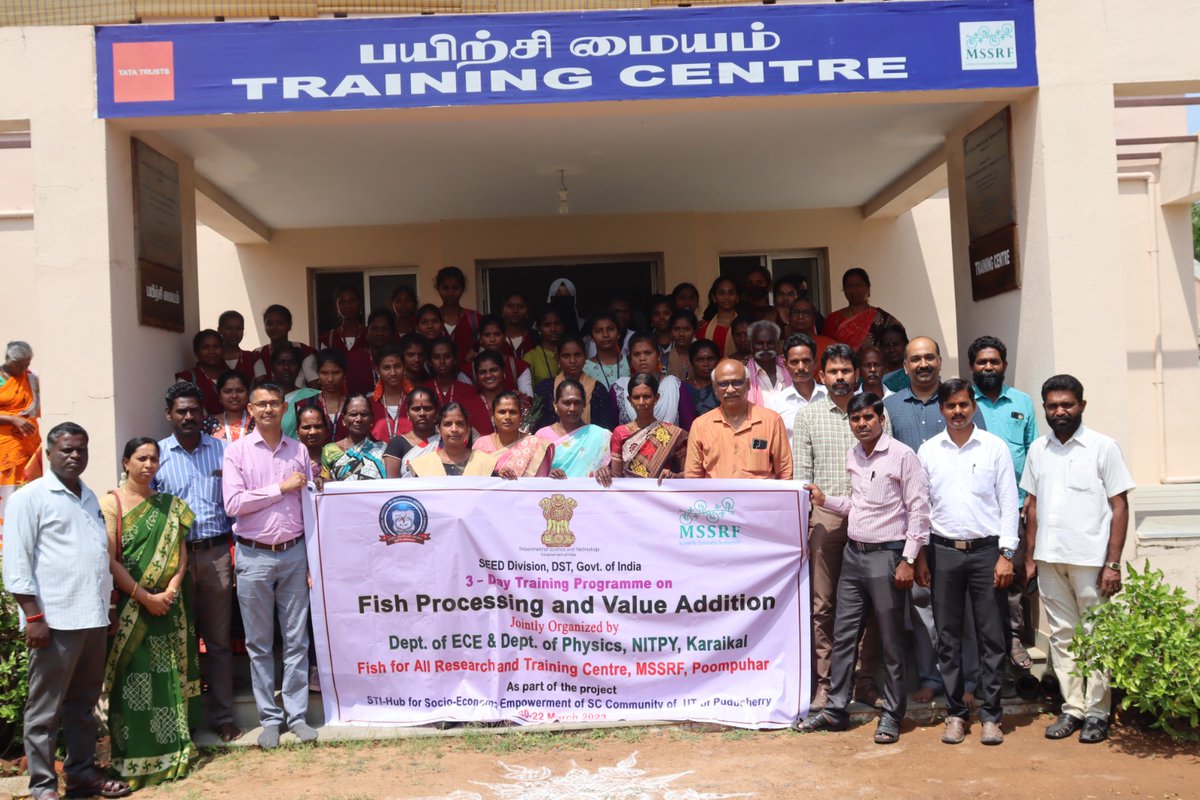 mssrf's tweet photo. MSSRF’s #FishForAll Centre, Poompuhar & National Institute of Technology Puducherry, Karaikal, organised a 3-day training programme on #fish processing & value-addition supported by Department of Science and Technology, Science for Equity, Empowerment and Development (SEED) https://t.co/UvBidUB81V