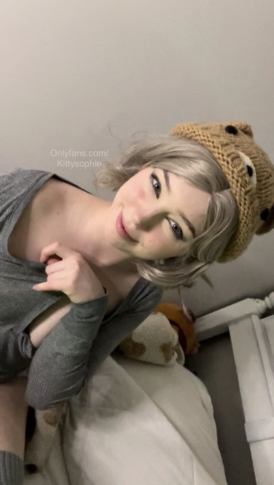 What would you do for our first date? https://t.co/8xQwhuzRUS<a href="/tag/girl"class="tags"><span>#girl</span></a><a href="/tag/anime"class="tags"><span>#anime</span></a><a href="/tag/kittenplay"class="tags"><span>#kittenplay</span></a>