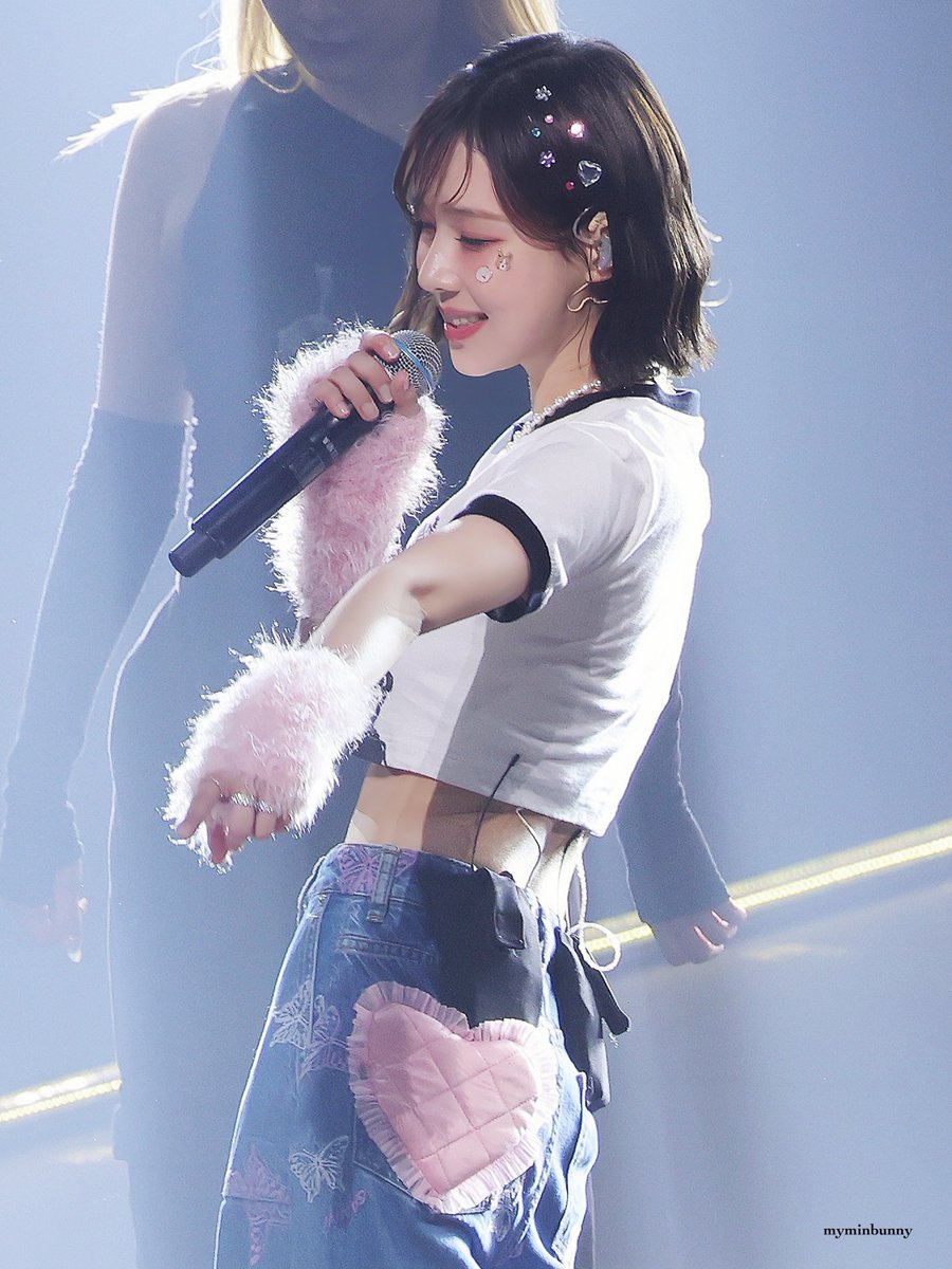 myminbunny's tweet photo. 230319

#윈터 #WINTER #김민정 #ウィンター
#冬子 #에스파 #aespa #エスパ #SYNK_HYPERLINE https://t.co/aGDRICPooi