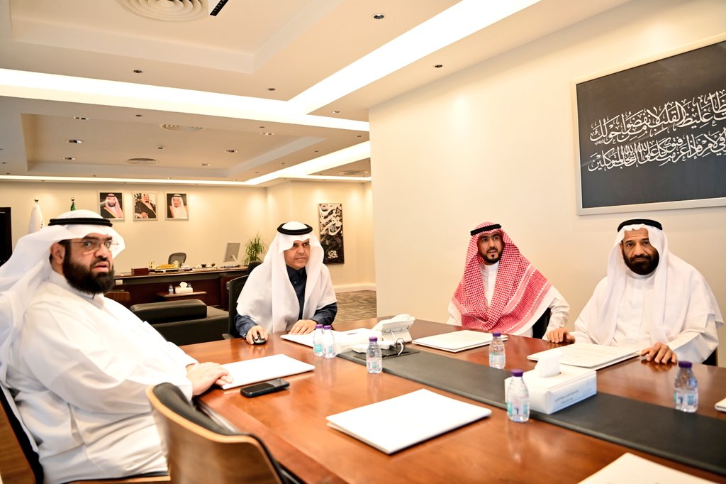 moe_qsm's tweet photo. جودة l

المدير العام يدشن اللوحة الرقمية لقياس مؤشرات الأداء الوزارية، التي تُعنى بتفعيل ومتابعة #نظام_نور و #منصة_مدرستي في #تعليم_القصيم https://t.co/aoz9AaD0ae
