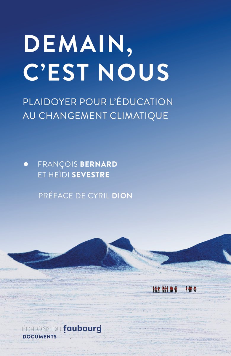 SophieCaillat's tweet photo. "Le Svalbard, en Arctique, est l'endroit qui se réchauffe le plus vite de toute la planète. Ce qui se passe ici impacte l'ensemble de l'humanité", explique @HeidiSevestre au micro de @8milliardsRFI En direct jusqu'à 11h https://t.co/rRwdsZyDO1 https://t.co/AT6Y9JNL9P