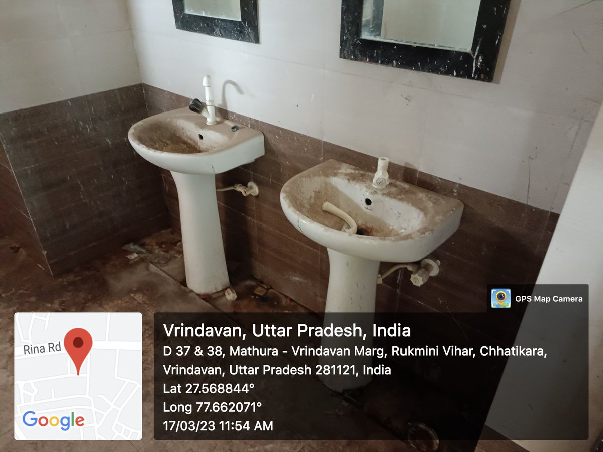 netrasharma's tweet photo. @myogiadityanath @UPGovt @NVrindavan व्रन्दावन में मल्टी स्टोरी पार्किंग में मूलभूत सुविधाओं की हालत बाद से बदतर है। क्या नगर निगम और पार्किंग ठेकेदार केवल पार्किंग शुल्क लेने तक ही सीमित हैं। https://t.co/OuCmsqTijG